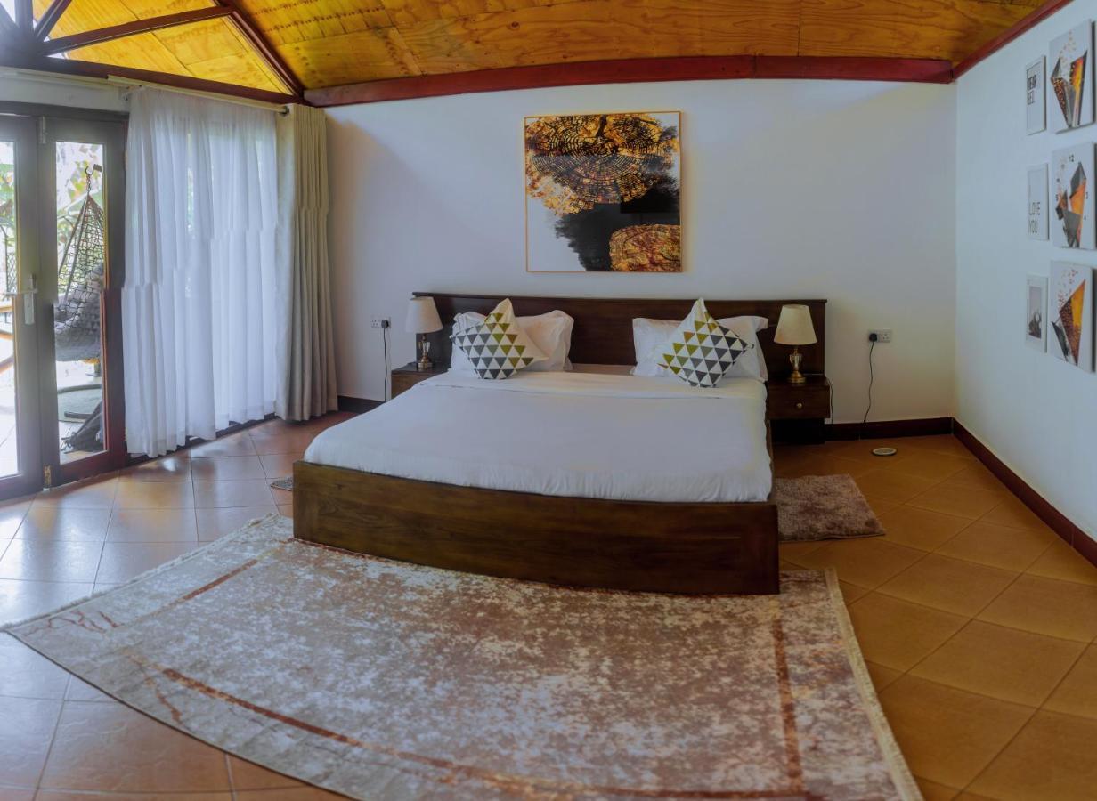 Shose Farmhouse Chalets & Campsite Moshi Buitenkant foto