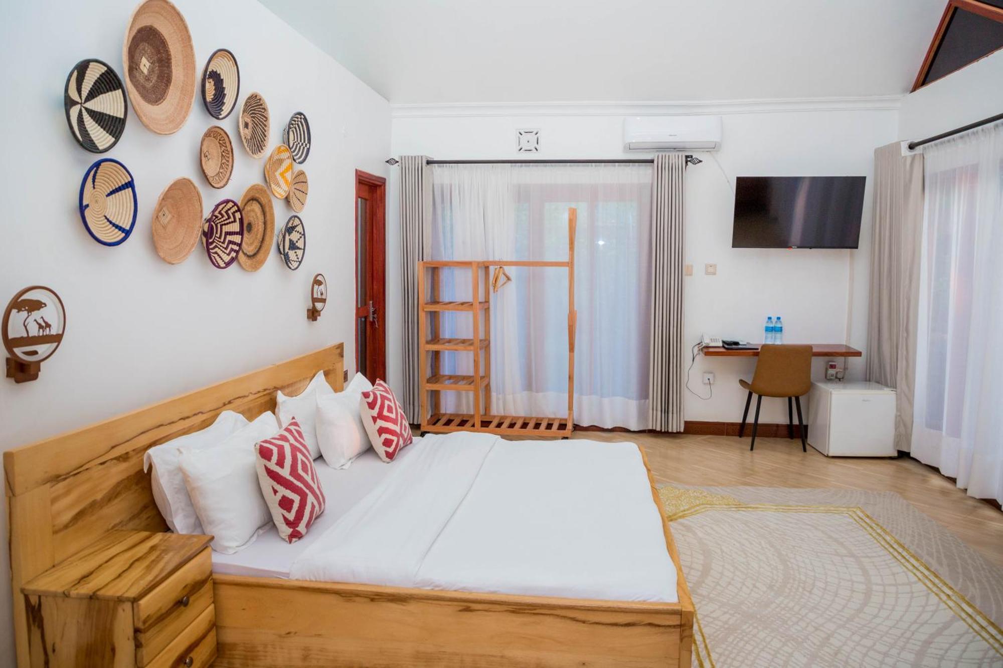 Shose Farmhouse Chalets & Campsite Moshi Buitenkant foto