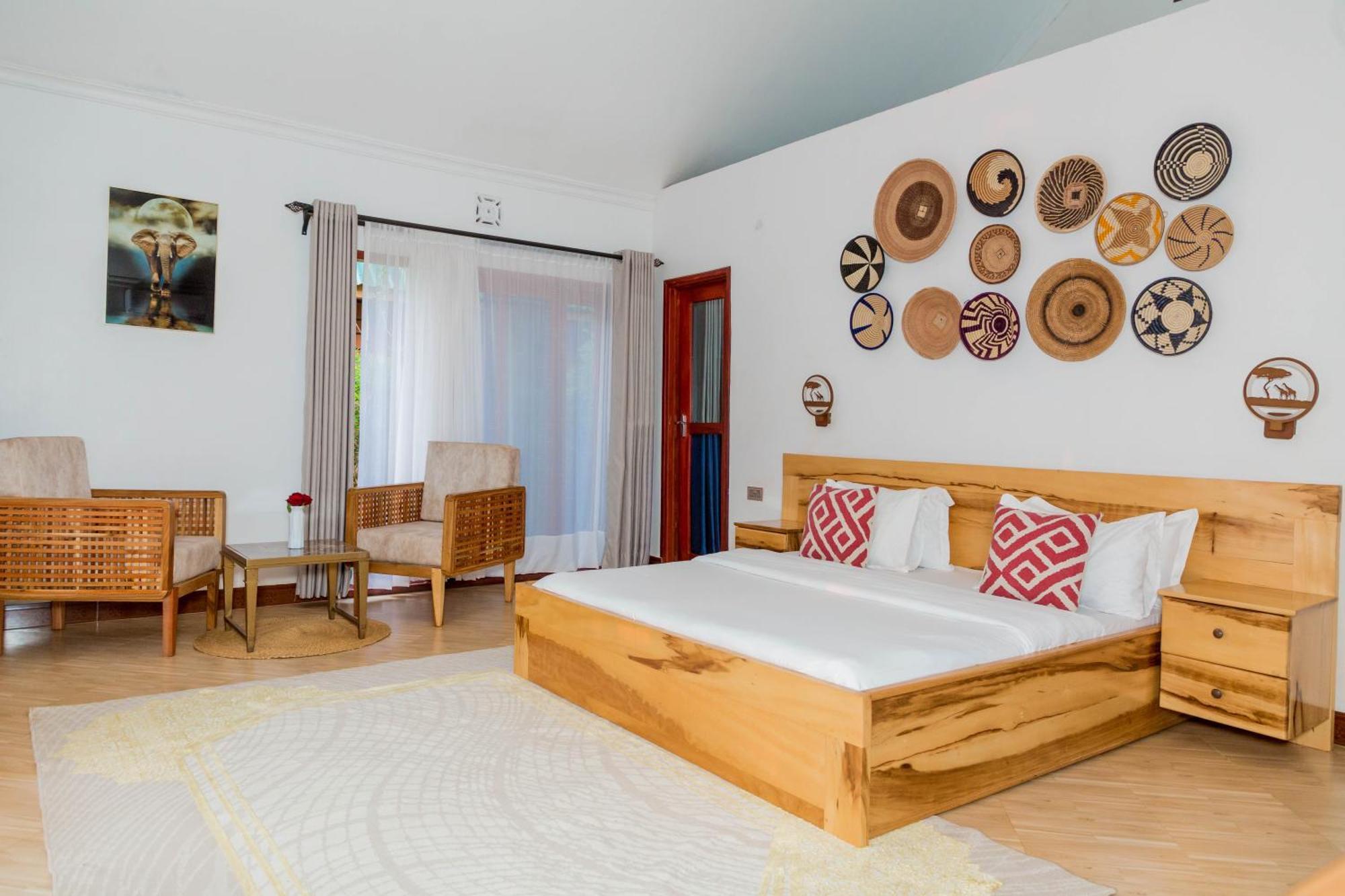 Shose Farmhouse Chalets & Campsite Moshi Buitenkant foto