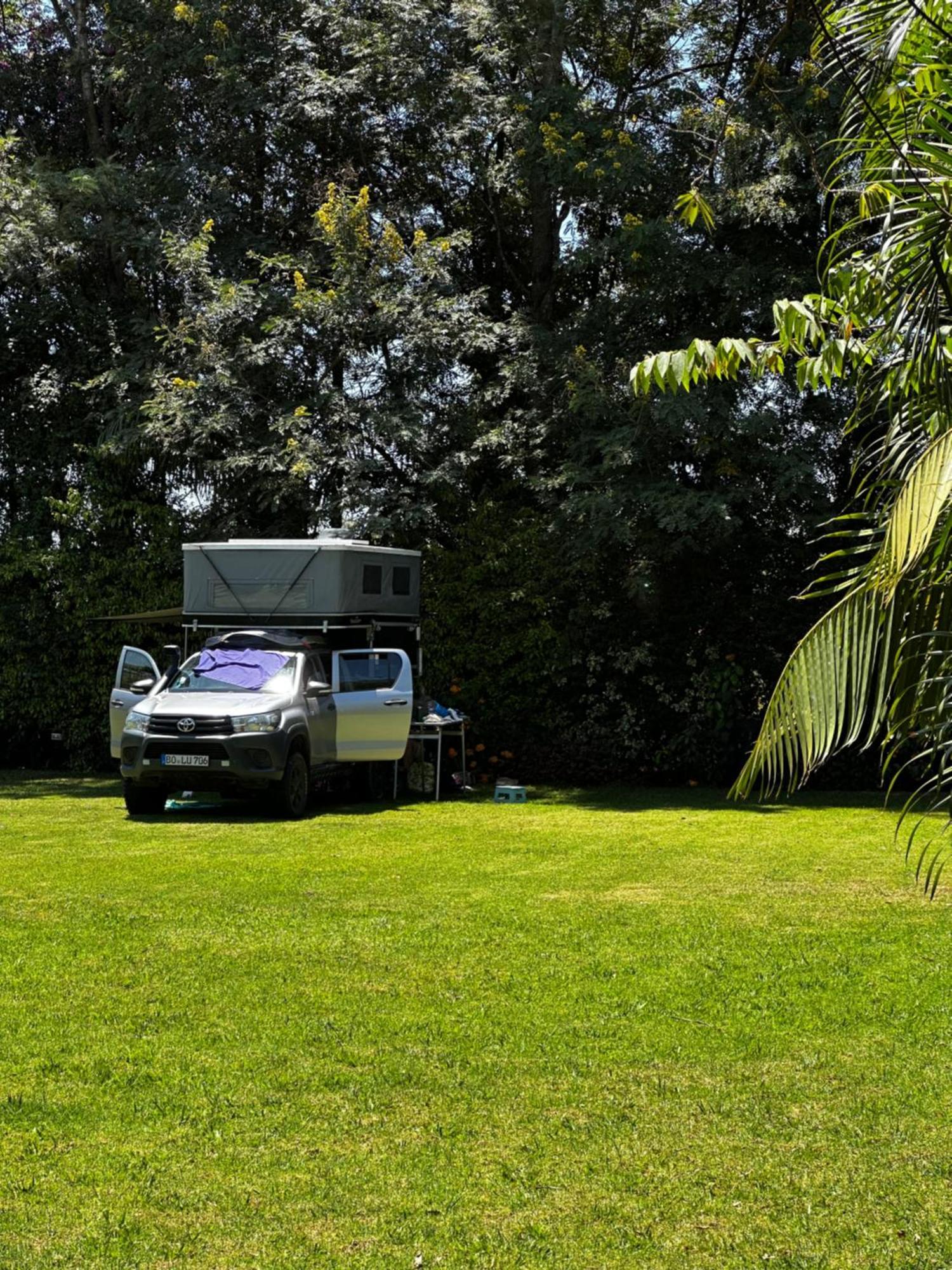Shose Farmhouse Chalets & Campsite Moshi Buitenkant foto